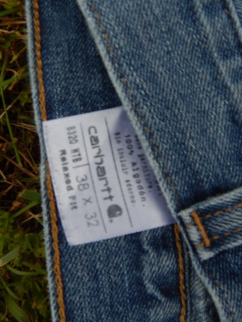 Carhartt Jeans Mens 38x32 Light Wash Relaxed Fit Straight Leg Denim Workwear (2) - Picture 3 of 5